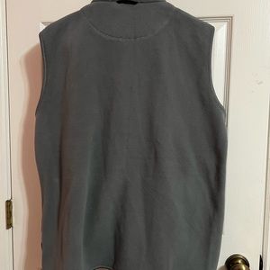 men’s XL, Columbia fleece vest, light weight and warm, new without tags, navy